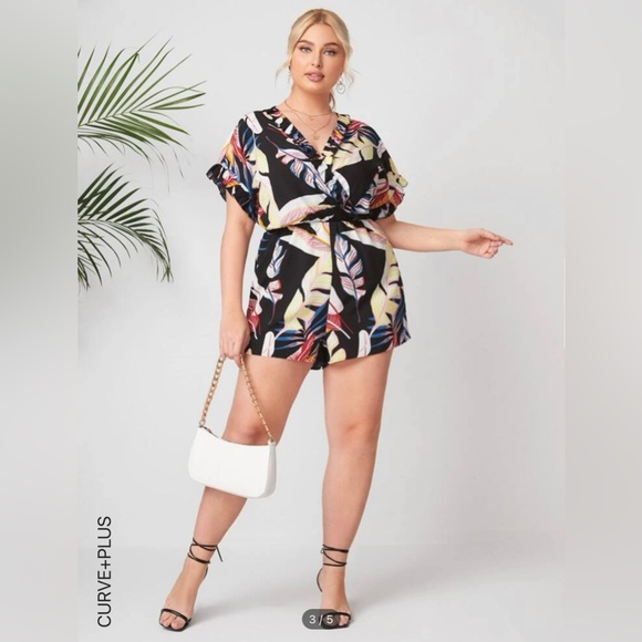 SHEIN Pants - Women SHEIN Curve Tropical Print Frill Trim Romper Size 1XL